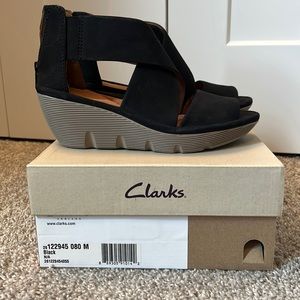 COPY - Clarks “Clarene Glamour” ladies sandals, size 8M